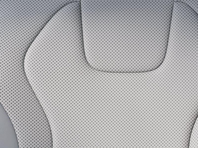 Thumbnail: 2025 Hyundai Elantra - 17