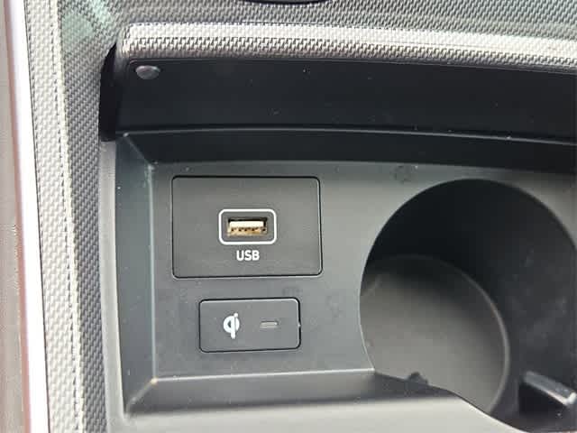 Thumbnail: 2023 Hyundai Santa Fe - 32