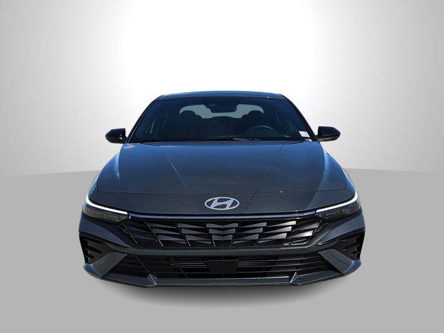 Thumbnail: 2026 Hyundai Elantra - 3
