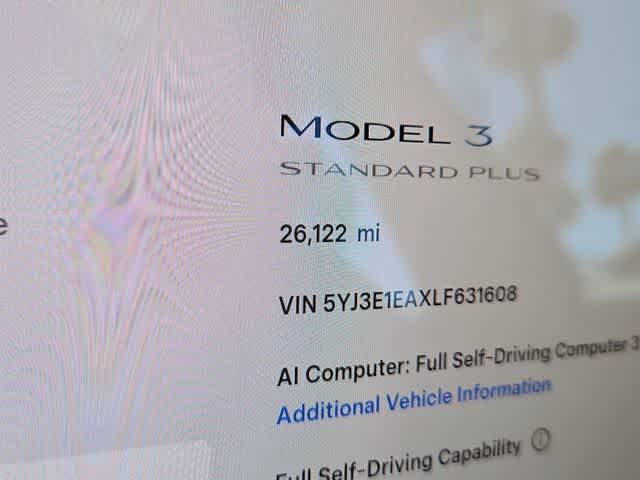Thumbnail: 2020 Tesla Model 3 - 31