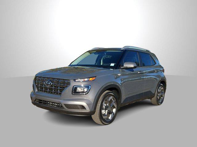 Thumbnail: 2026 Hyundai Venue - 4