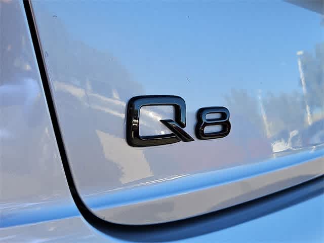 Thumbnail: 2022 Audi Q8 - 13