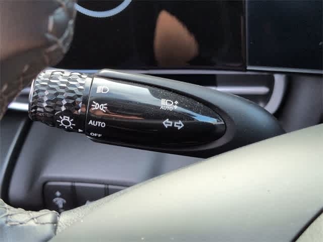 Thumbnail: 2023 Hyundai Elantra - 27