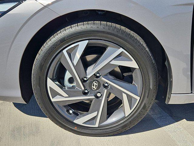 Thumbnail: 2025 Hyundai Elantra - 13