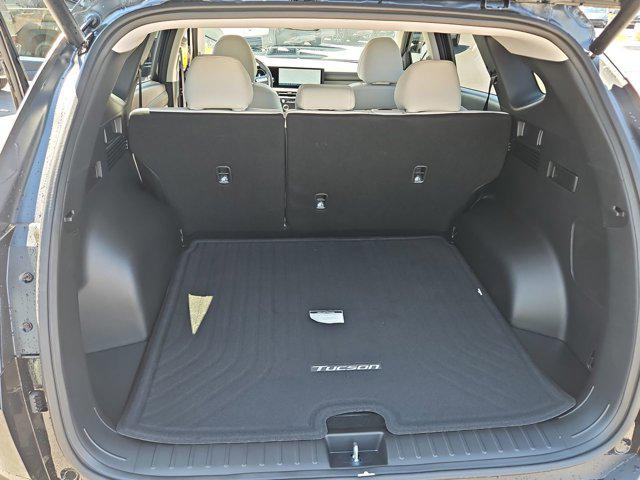 Thumbnail: 2025 Hyundai Tucson - 35