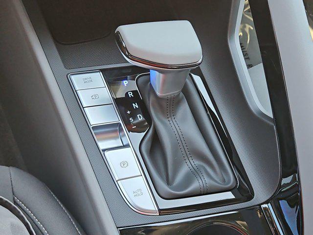 Thumbnail: 2025 Hyundai Elantra - 30