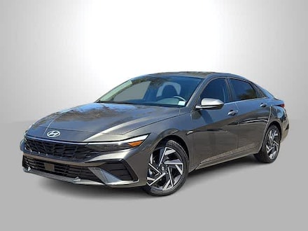 2025 Hyundai Elantra SEL Convenience Sedan
