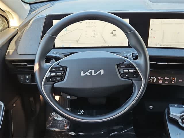 Thumbnail: 2023 Kia EV6 - 22