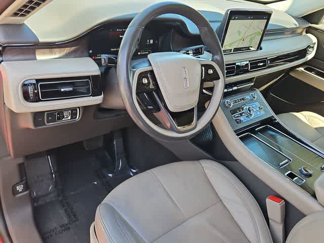 Thumbnail: 2020 Lincoln Aviator - 10