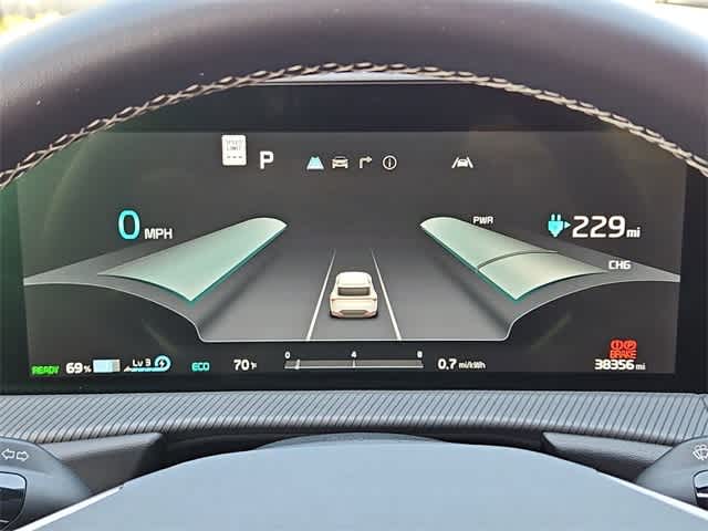 Thumbnail: 2023 Kia EV6 - 34