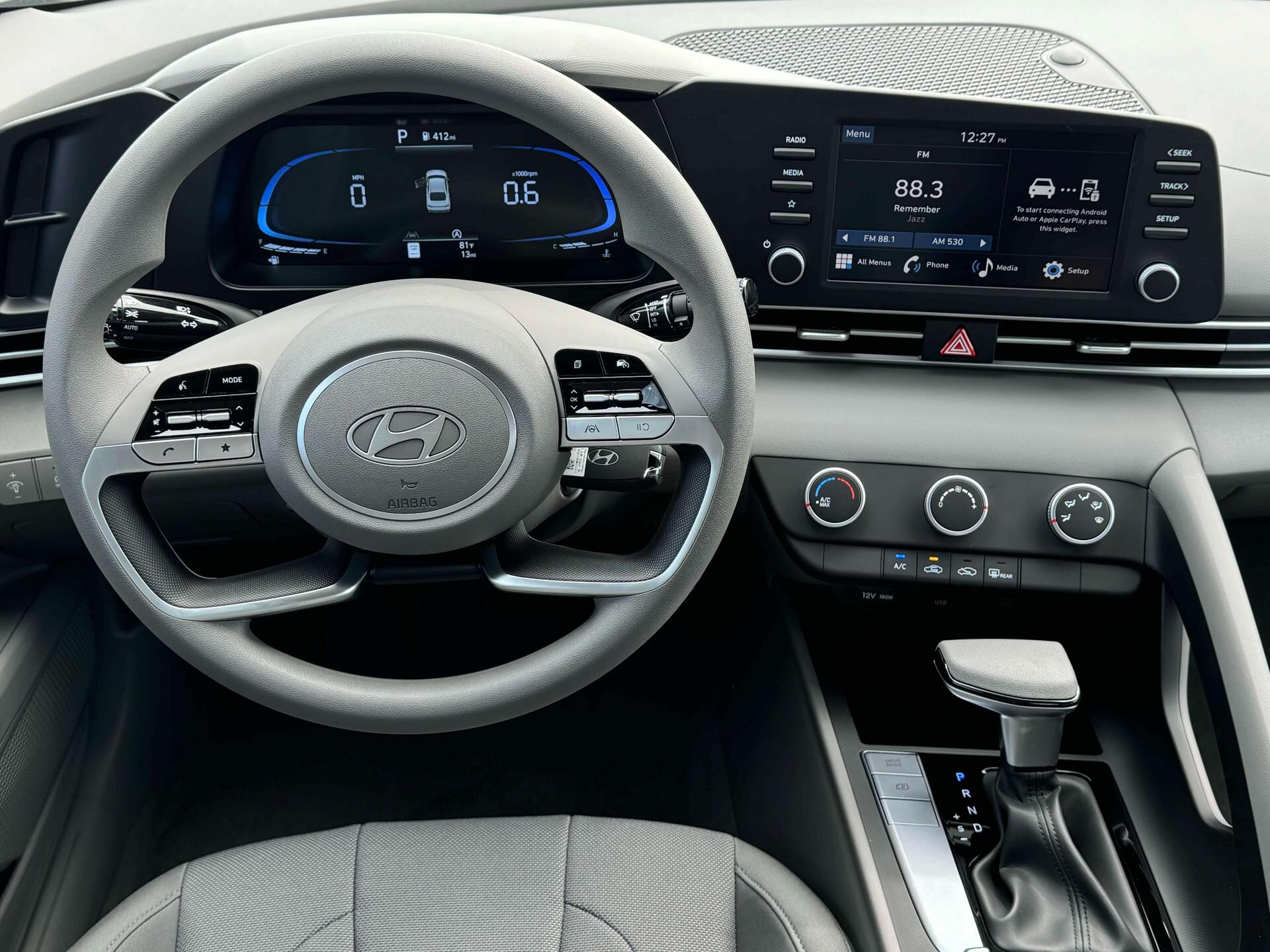 Thumbnail: 2025 Hyundai Elantra - 17