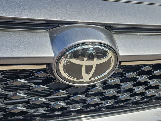 Thumbnail: 2025 Toyota RAV4 - 11