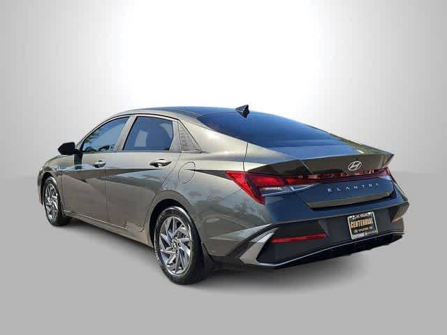 Thumbnail: 2024 Hyundai Elantra - 6