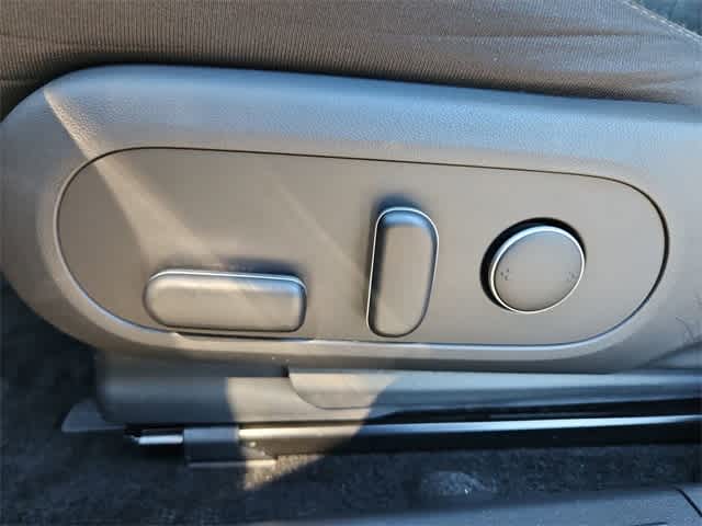 Thumbnail: 2024 Hyundai Ioniq 5 - 17