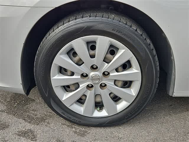 Thumbnail: 2018 Nissan Sentra - 13