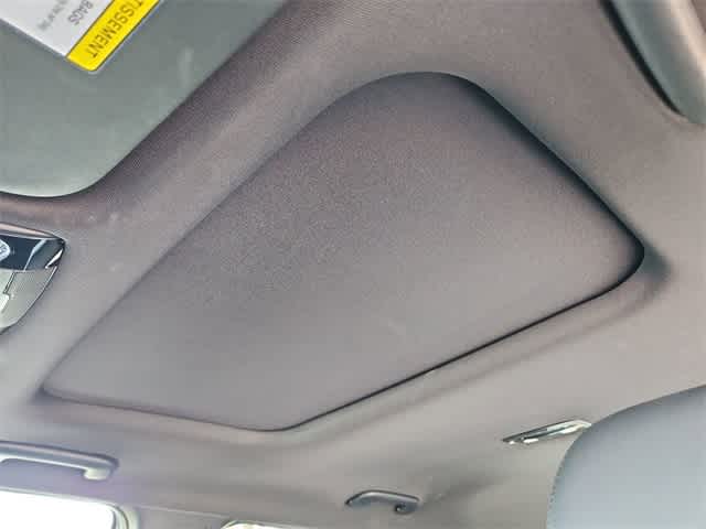 Thumbnail: 2023 Kia EV6 - 19