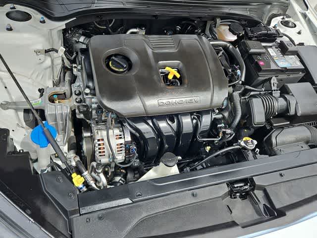 Thumbnail: 2023 Kia Forte - 15