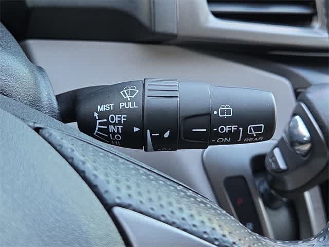 Thumbnail: 2016 Honda Odyssey - 25