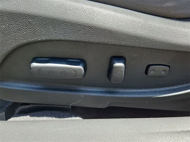 2013 Hyundai Sonata GLS 18