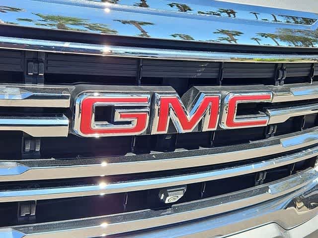 Thumbnail: 2023 GMC Acadia - 12