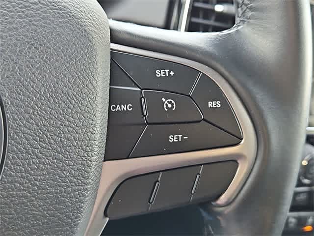 Thumbnail: 2020 Jeep Grand Cherokee - 25