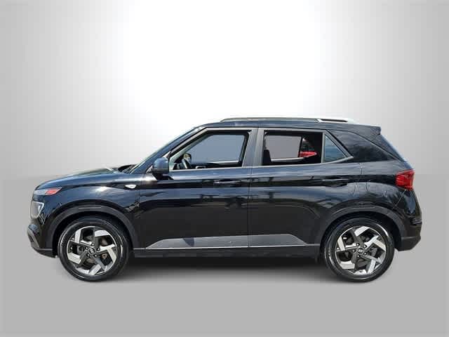 Thumbnail: 2022 Hyundai Venue - 5