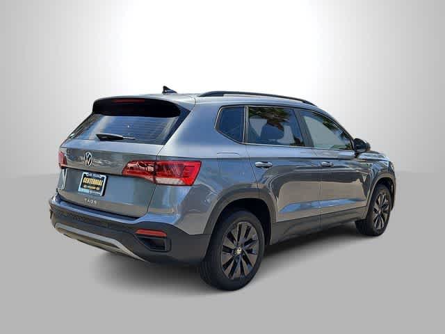 Thumbnail: 2022 Volkswagen Taos - 8