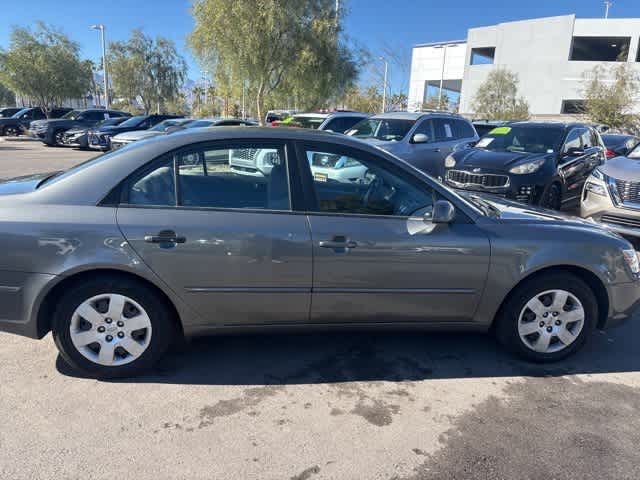 Thumbnail: 2010 Hyundai Sonata - 7