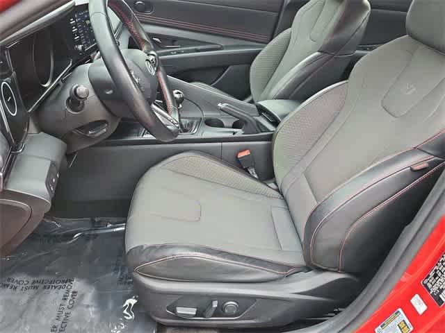 Thumbnail: 2022 Hyundai Elantra - 16