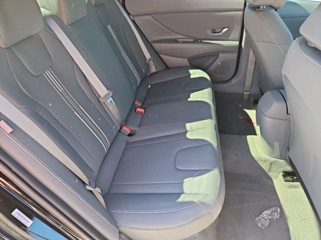 Thumbnail: 2025 Hyundai Elantra - 19