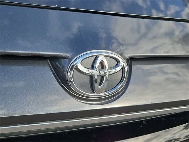 Thumbnail: 2017 Toyota Yaris iA - 11