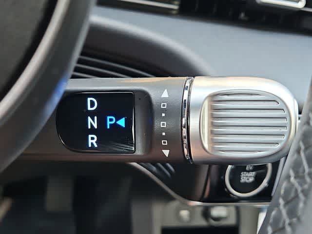 Thumbnail: 2023 Hyundai Ioniq 5 - 31