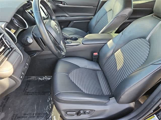 Thumbnail: 2020 Toyota Camry - 16