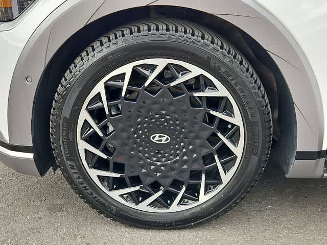 Thumbnail: 2023 Hyundai Ioniq 5 - 13