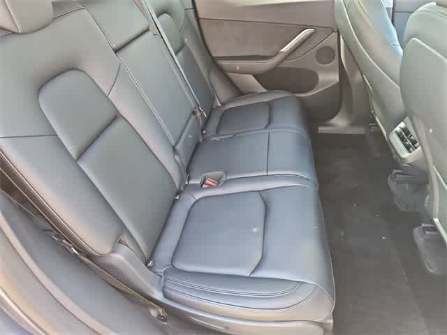 Thumbnail: 2022 Tesla Model Y - 21