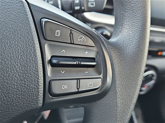 Thumbnail: 2023 Hyundai Venue - 23