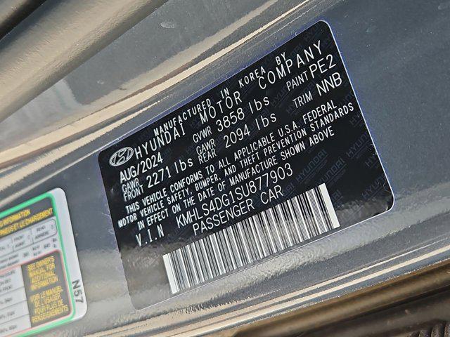 Thumbnail: 2025 Hyundai Elantra - 35