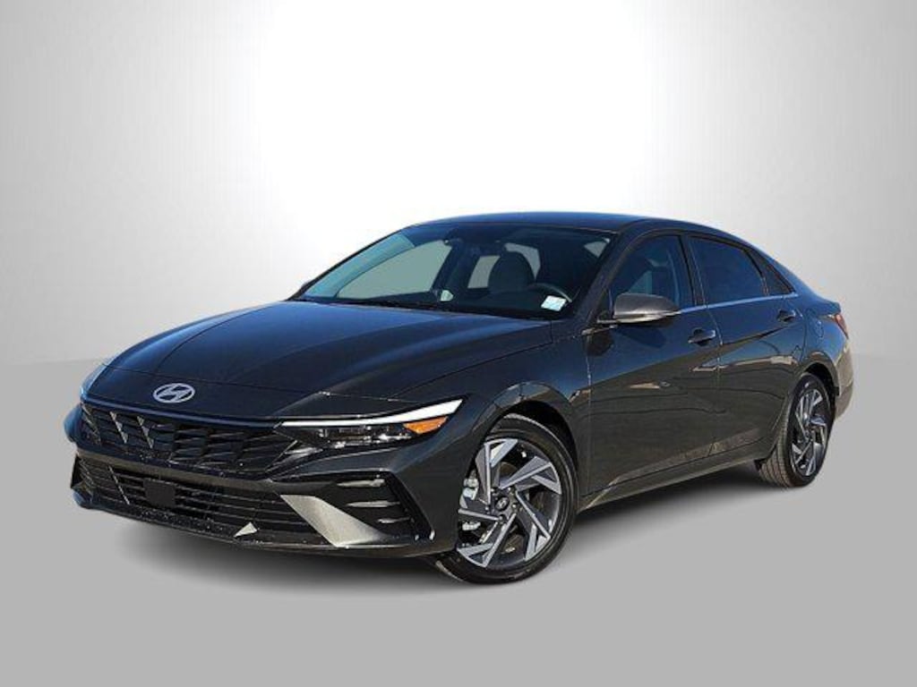 New 2026 Hyundai Elantra Limited Sedan