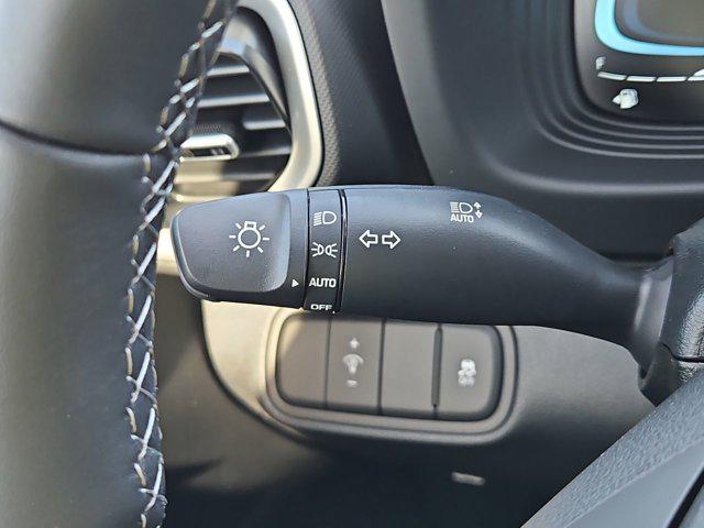 Thumbnail: 2026 Hyundai Venue - 26