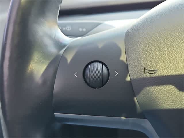 Thumbnail: 2019 Tesla Model 3 - 24