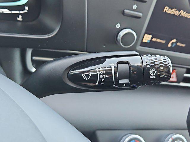 Thumbnail: 2026 Hyundai Elantra - 24