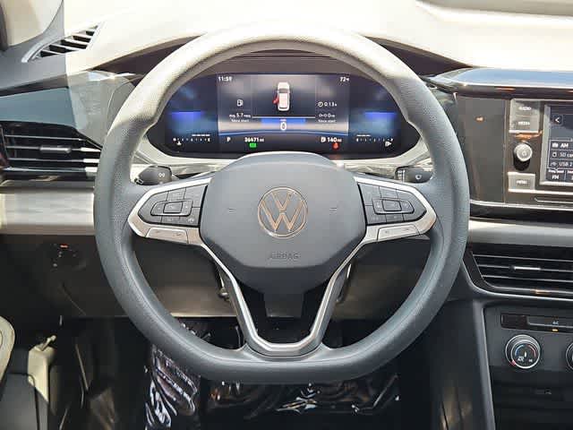 Thumbnail: 2022 Volkswagen Taos - 21