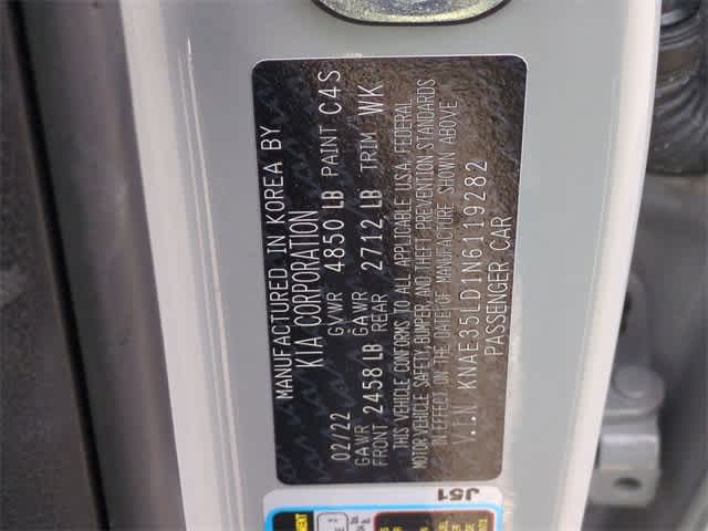 Thumbnail: 2022 Kia Stinger - 33