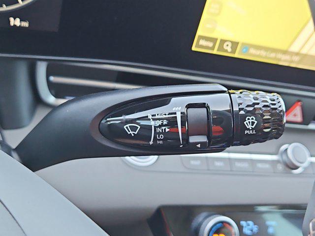 Thumbnail: 2025 Hyundai Elantra - 24