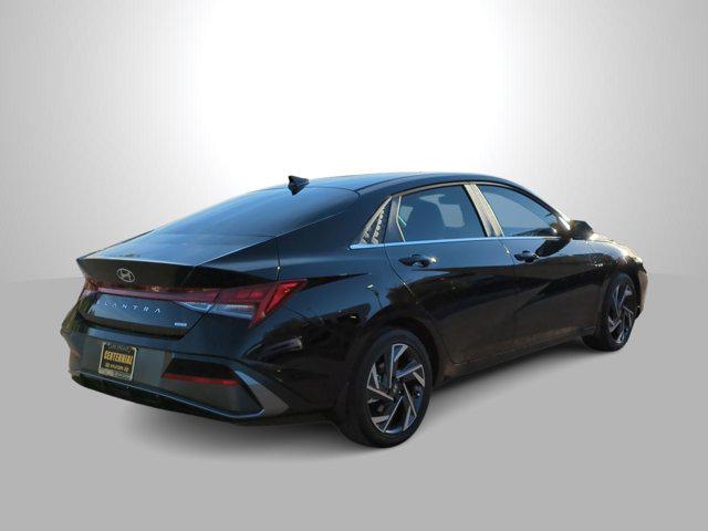 Thumbnail: 2026 Hyundai Elantra - 8