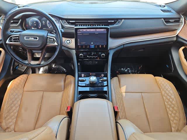 Thumbnail: 2022 Jeep Grand Cherokee - 16