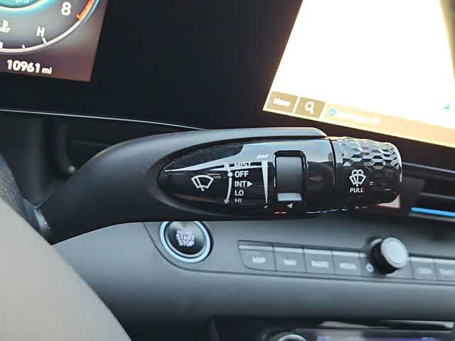 Thumbnail: 2025 Hyundai Elantra - 24