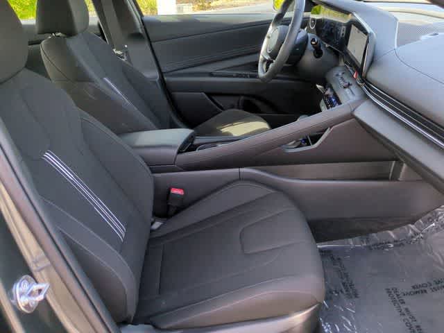 Thumbnail: 2025 Hyundai Elantra - 20