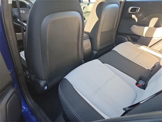 Thumbnail: 2023 Hyundai Venue - 18