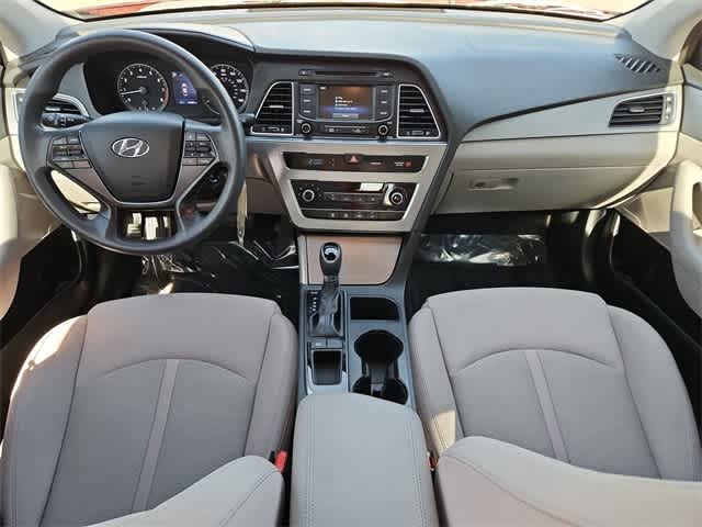 Thumbnail: 2015 Hyundai Sonata - 16